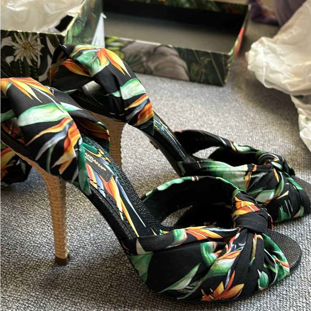 Jungle heels Dolce & Gabbana used once